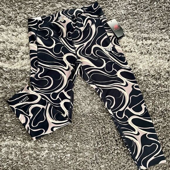 NWT New Balance Impact Run Crop Pants - Picture 1 of 8
